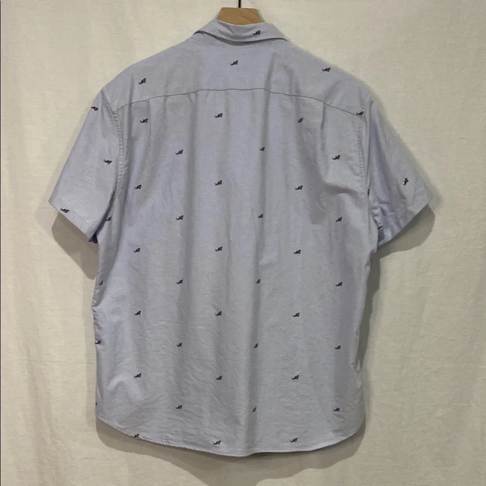 J. Crew Men's Flex Button Down Shirt - XL - with sharks! H4801